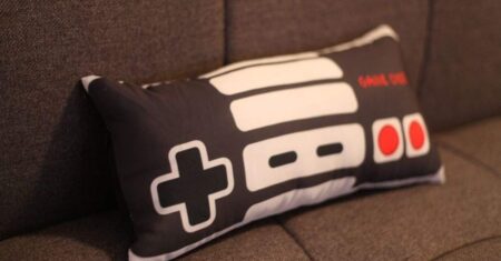 Almofada retangular geek de Joystick