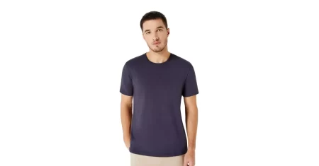 Camiseta básica algodão em várias cores sai 25% OFF