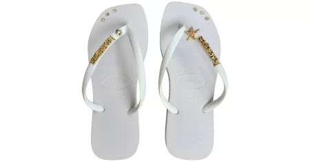 Havaianas branca com pingente estrela sai 36% OFF
