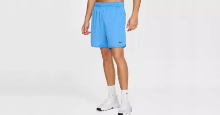 Short Nike masculino Dri-FIT sai agora 20% OFF