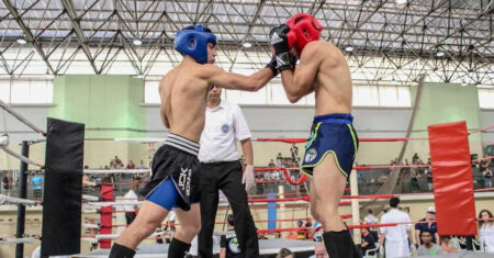 Curso de kickboxing com 30 aulas sai por menos de R$ 100