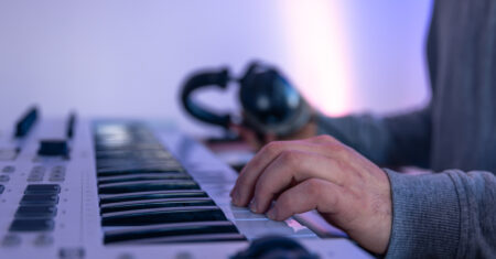 Curso de teclado do zero ao avançado sai agora por R$ 30