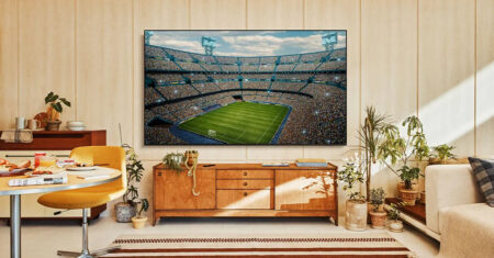 Você tá assistindo filmes em qualidade ruim? TV Samsung 4K sai 25% OFF