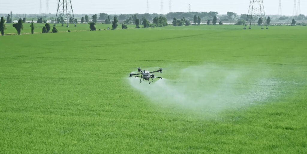 DJI Agras T100: o drone agrícola para grandes operações