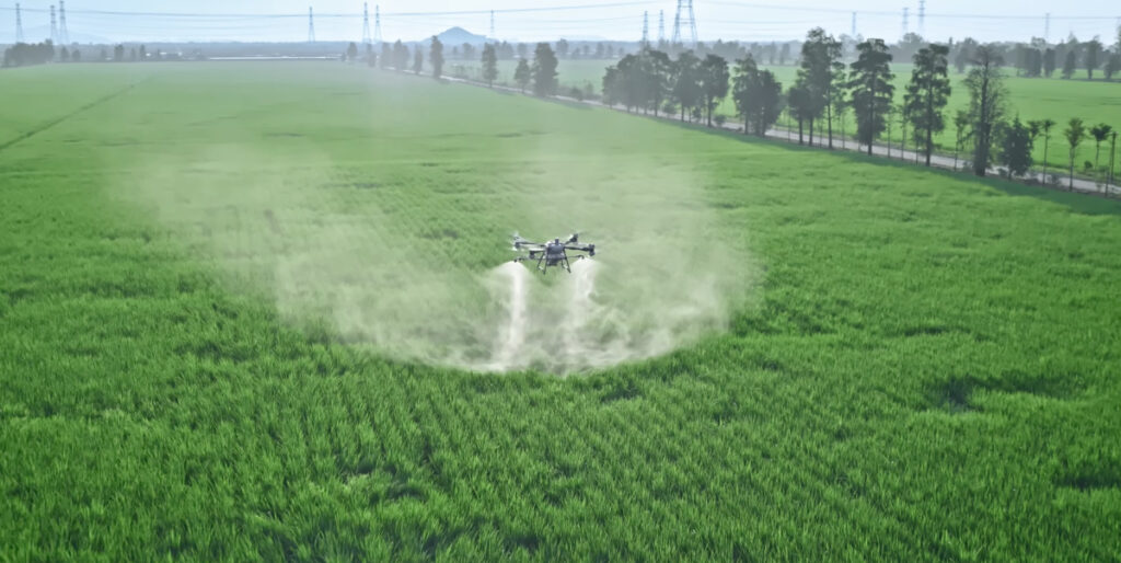DJI Agras T100: o drone agrícola para grandes operações